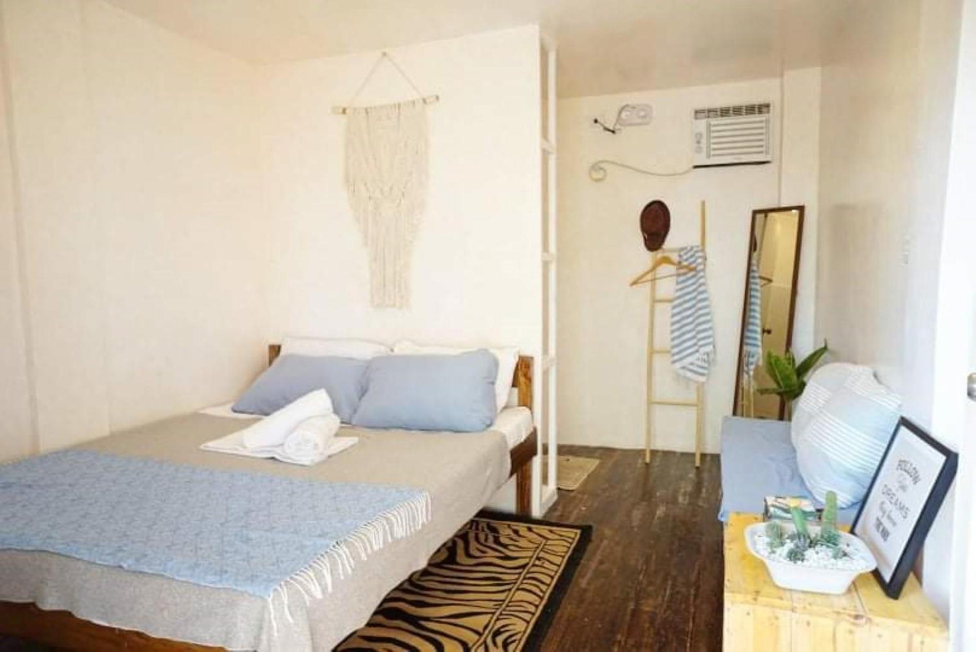Malayah Hostel Хенераль-Луна Номер фото