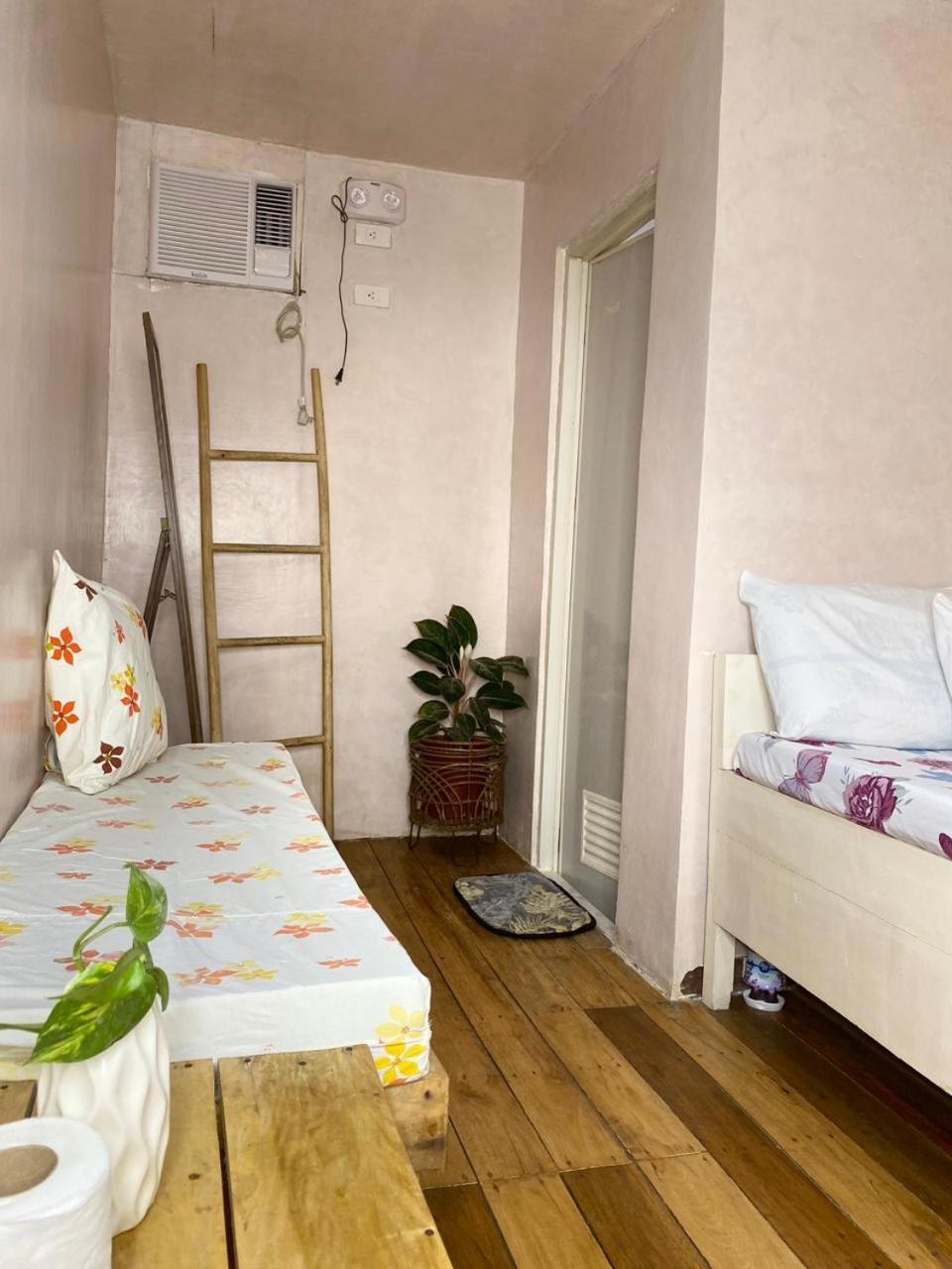 Malayah Hostel Хенераль-Луна Номер фото